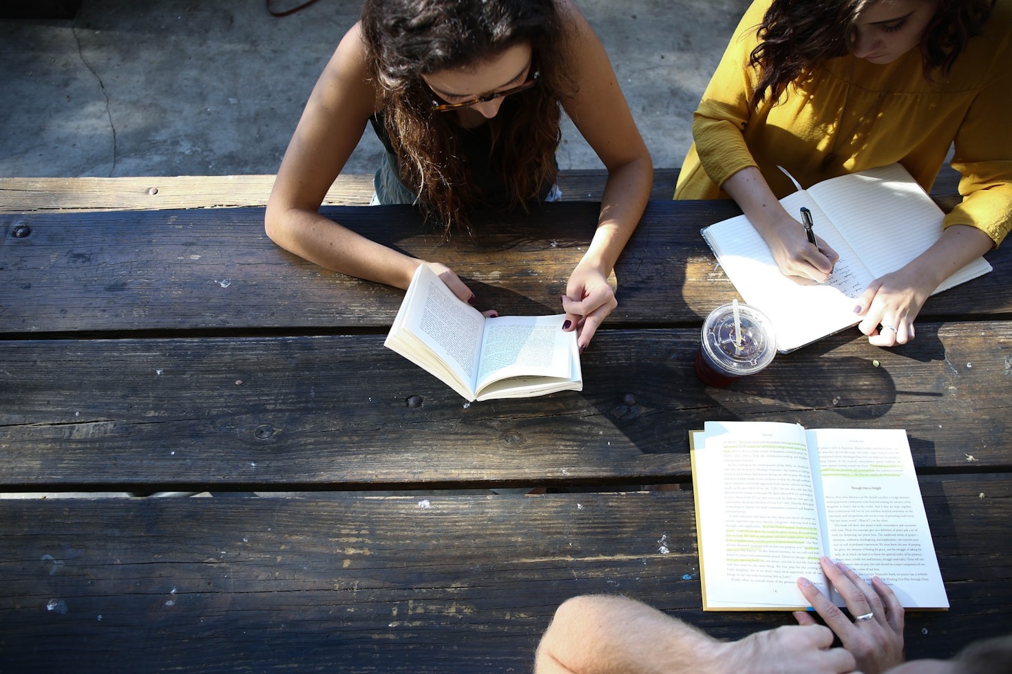 What Makes Simple Lingua Stand Out in Learning